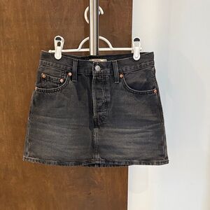 Levis Classic Black Denim Skirt
